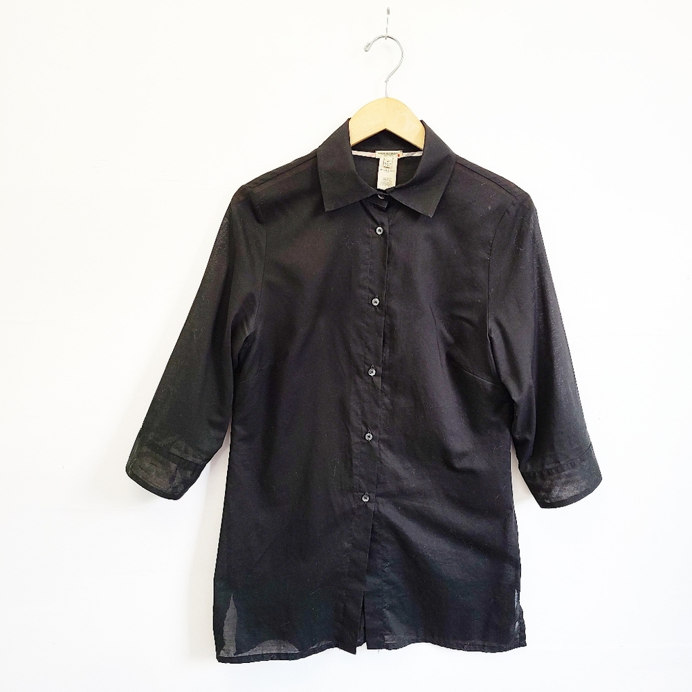 Burberry London
Black 3/4 Sleeve Cotton Blouse | M